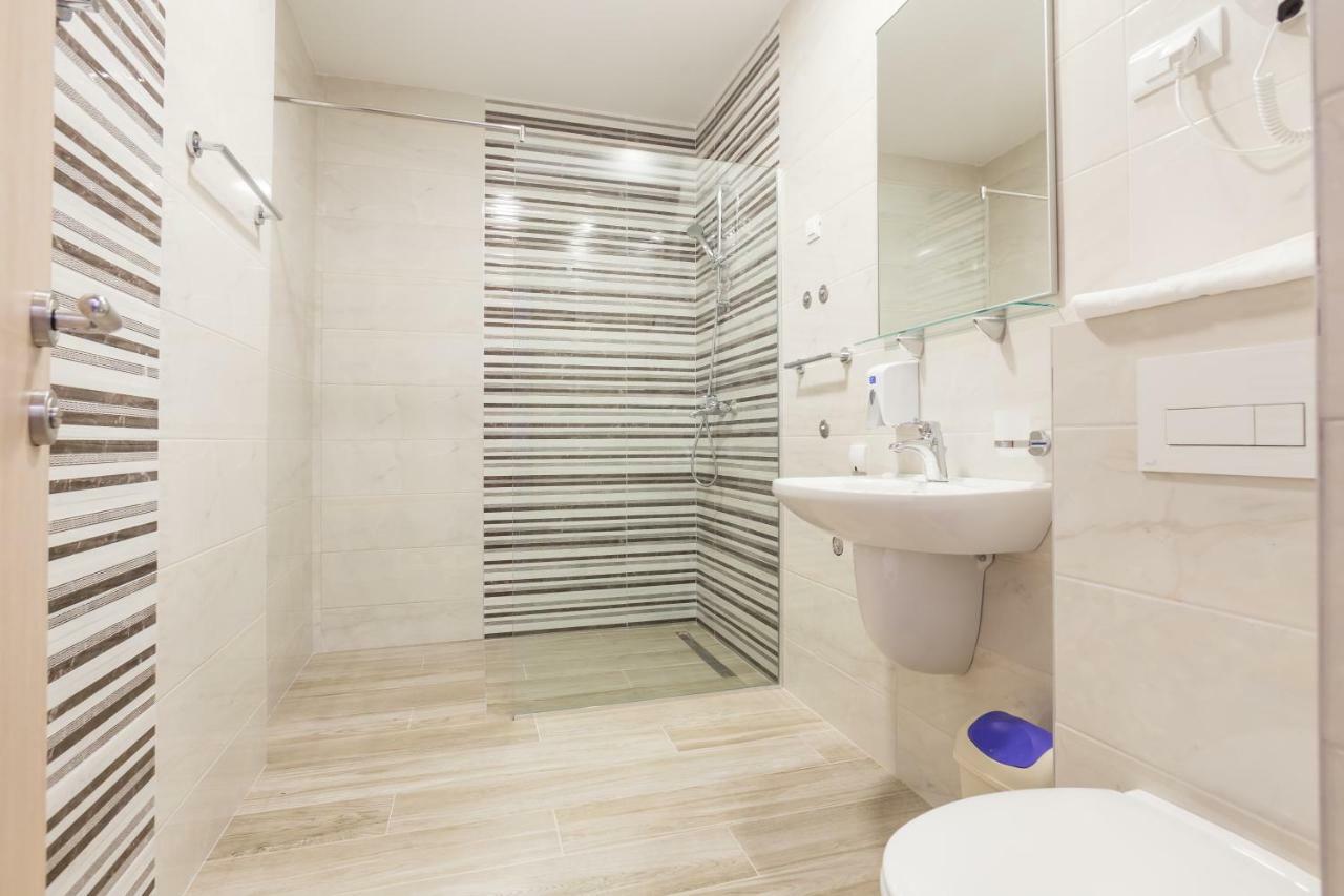 Adriatik Lux Apartments 부드바 외부 사진